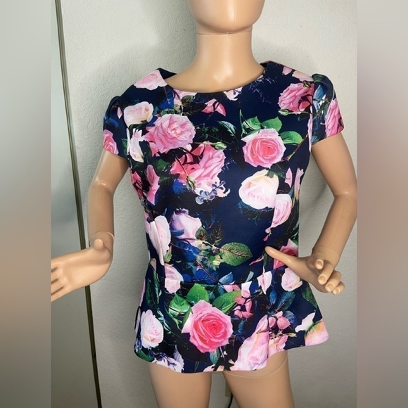 𝅺BETSY Johnson floral peplum sleeveless top size 14 EUC - Picture 7 of 10